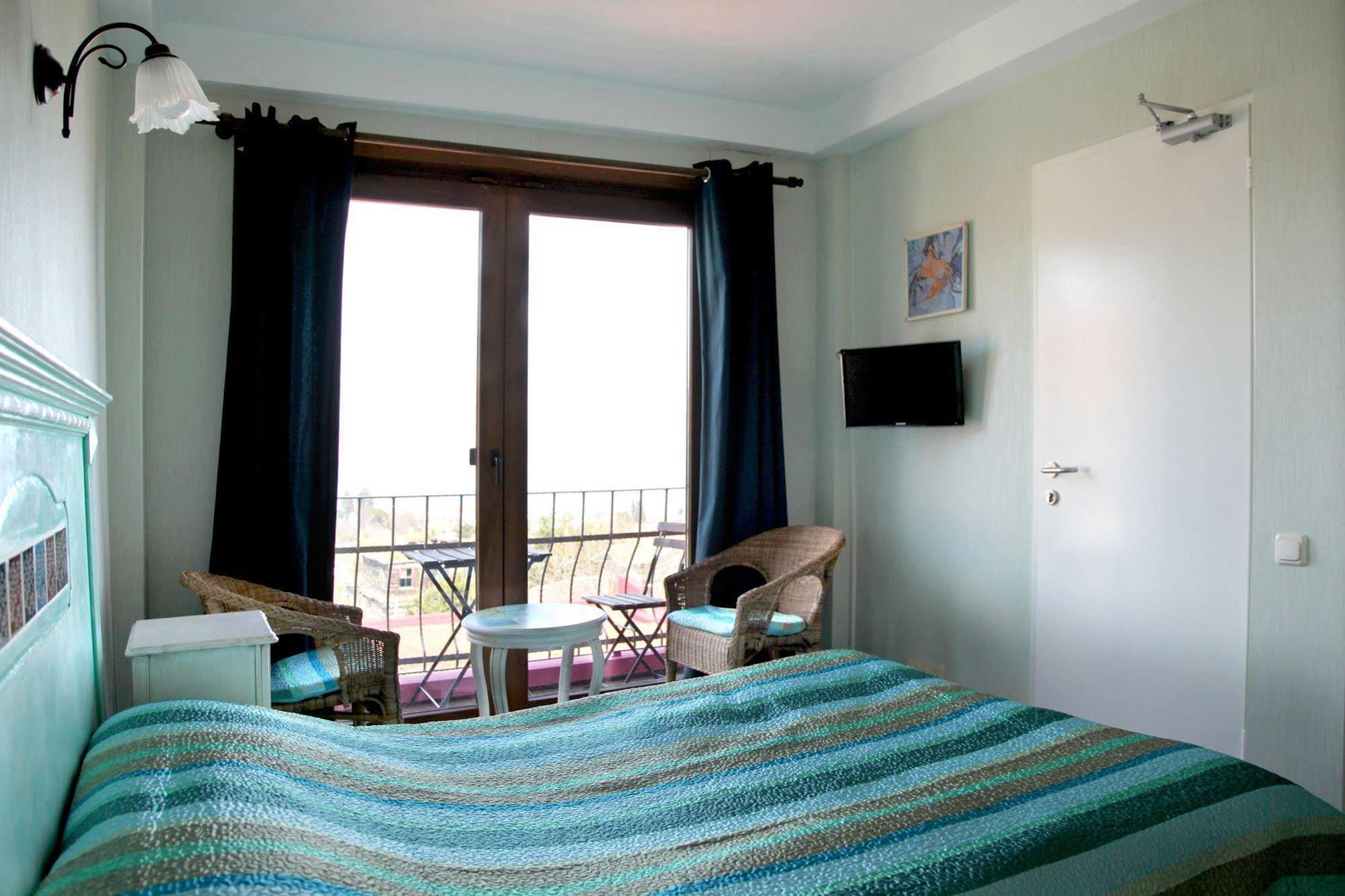 L'Isola Guesthouse (Adults Only) Heybeliada Kültér fotó