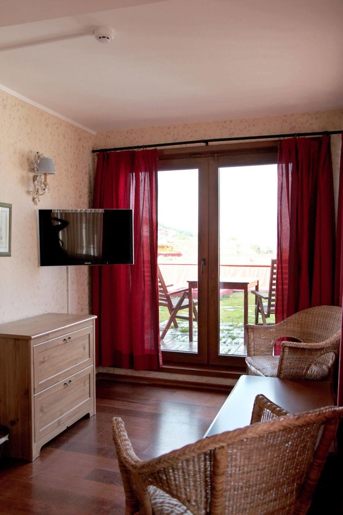 L'Isola Guesthouse (Adults Only) Heybeliada Kültér fotó